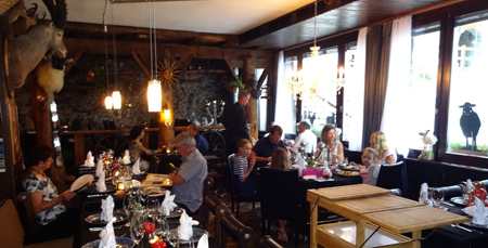 Restaurant Chez Heini von Dan Daniell auf Kulturonline.ch