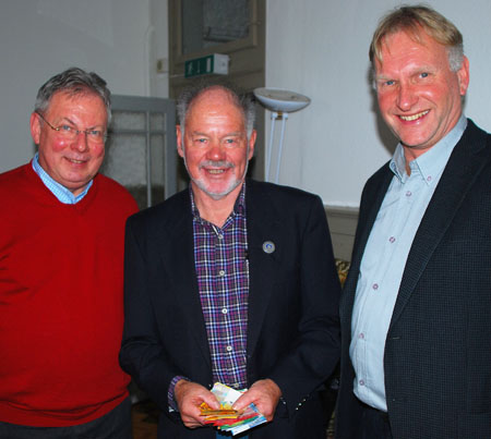 Geldsammlung-Aktion für die Ärmsten im Himalaya-Gebirge: Roland P. Poschung, Bruno Jelk und Daniel Schönenberger (v.l.)