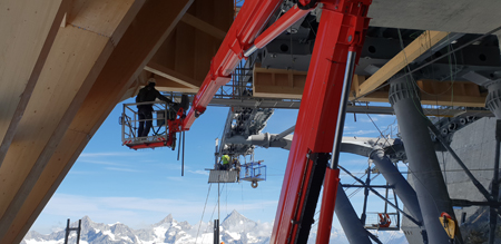 Neue Pionierleistungen der Zermatt Bergbahnen: Luxus-Rekord-Seilbahn Matterhorn glacier ride wird 2000 Personen in der Stunde befördern.