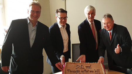 Persönlich im Hof zu Wil Jubiläumstorte Hofstadl auf Kulturonline.ch