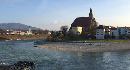 Blick von Oberndorf nach Laufen, heute zu Bayern gehörend auf Kulturonline.ch