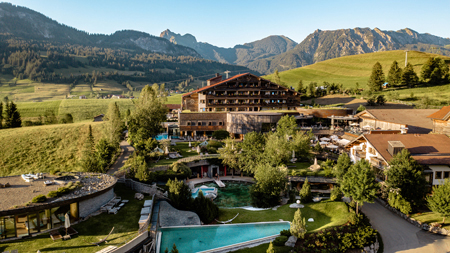 Tannheimer Hotel Jungbrunn – ein faszinierender, familiärer Wellness-Kosmos in Tirol/Österreich
