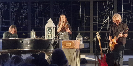 Eliane Müller mit «Christmas Emotion» auf Schweizer Tournée